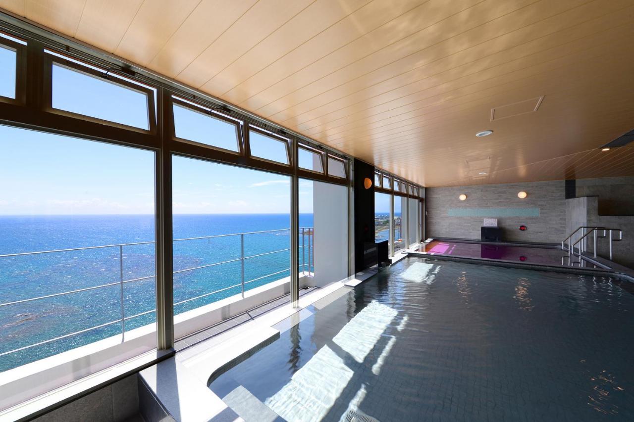 Vessel Hotel Campana Okinawa Chatan Extérieur photo